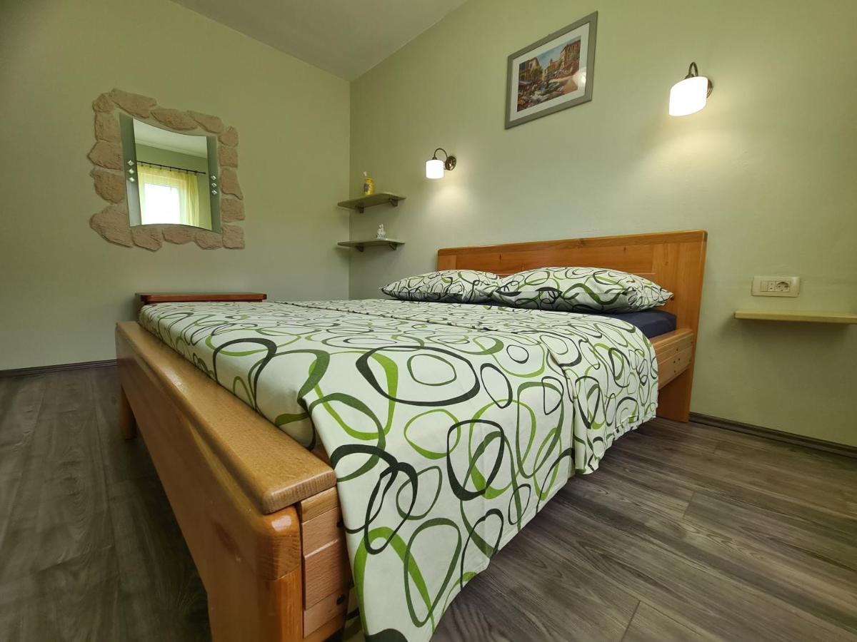 Apartments Bresan تروغير المظهر الخارجي الصورة