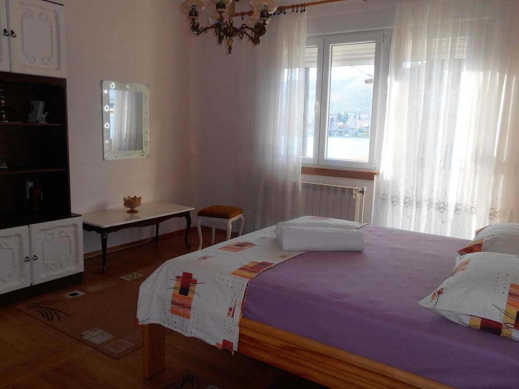 Apartments Bresan تروغير الغرفة الصورة