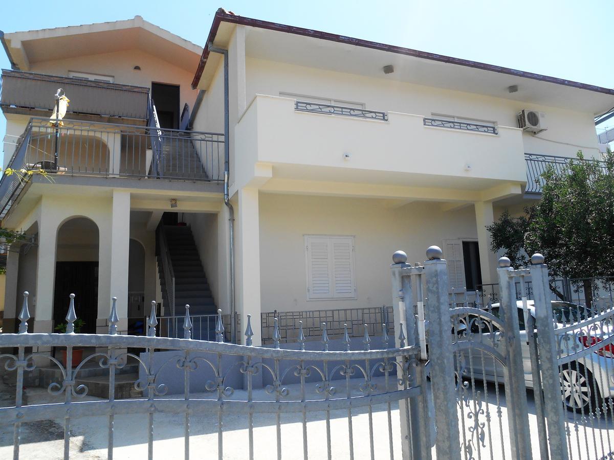Apartments Bresan تروغير المظهر الخارجي الصورة